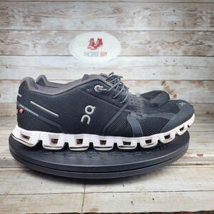 ON Cloud 5 Women's Size 8.5 Black White Athletic Running Shoes